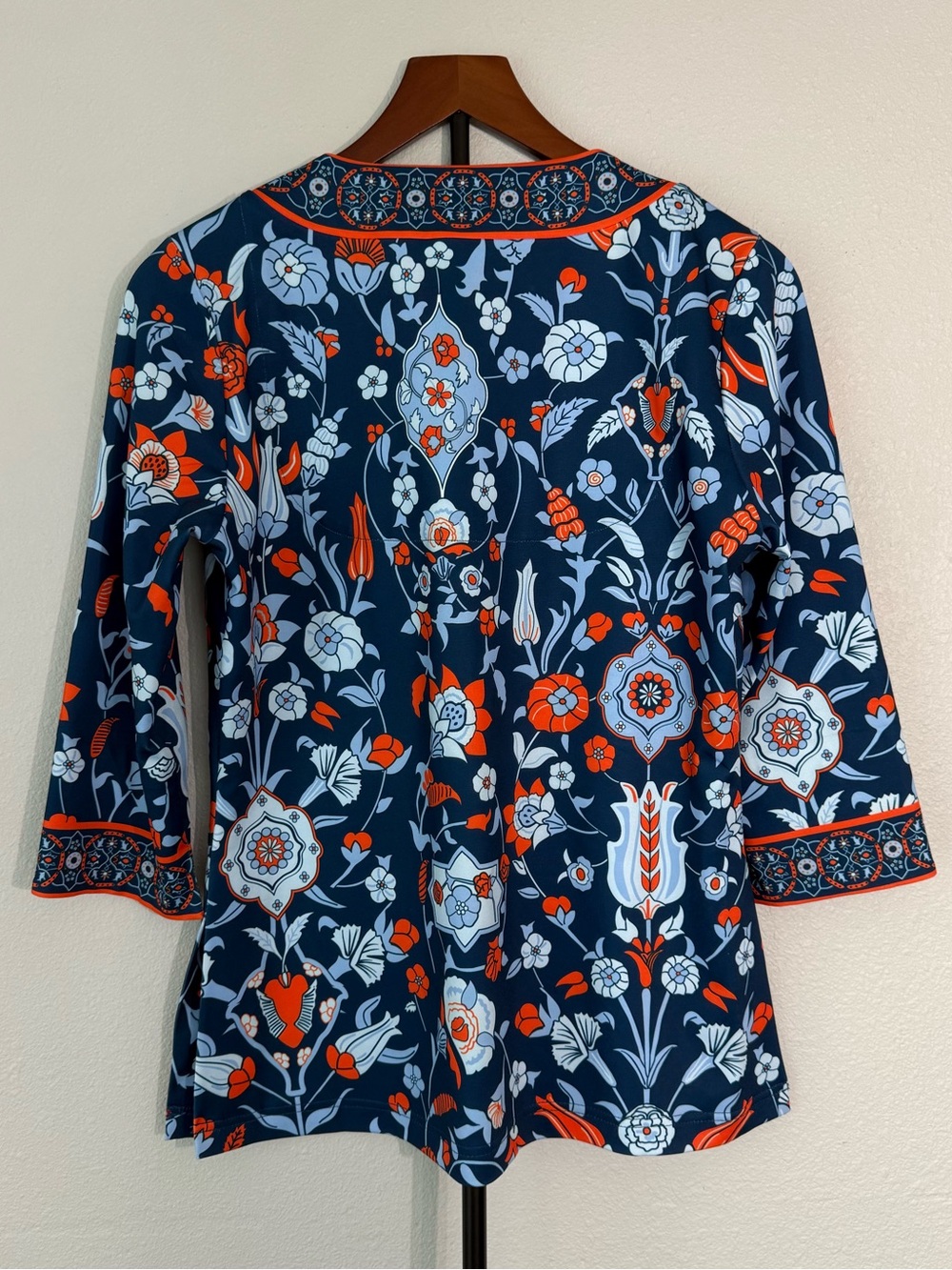 Gretchen Scott Navy Floral Print Tunic Top Orange Trim 3/4 Sleeve Women Size S - Picture 7 of 9